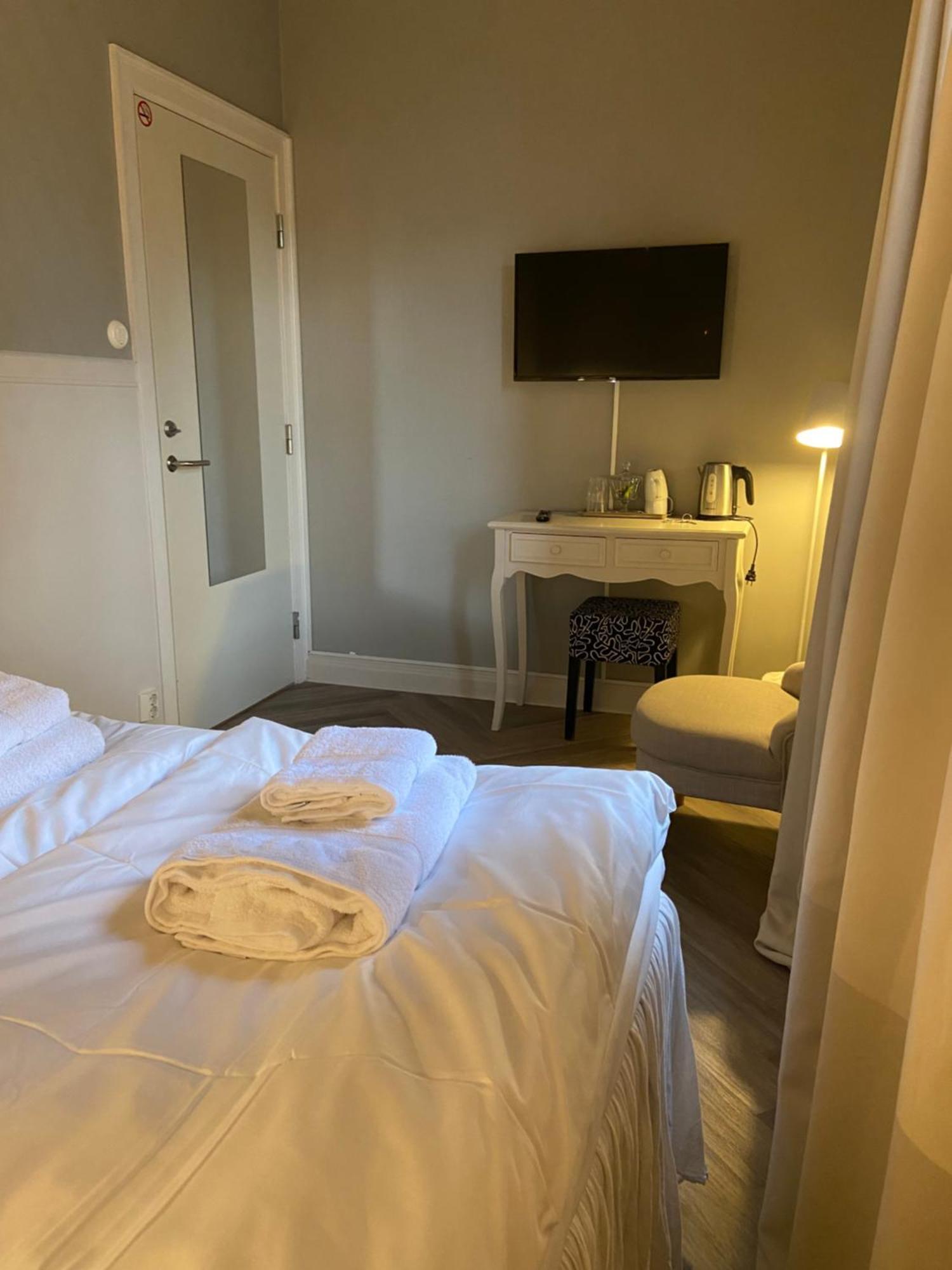 Our House Bed & Breakfast Ystad Bagian luar foto